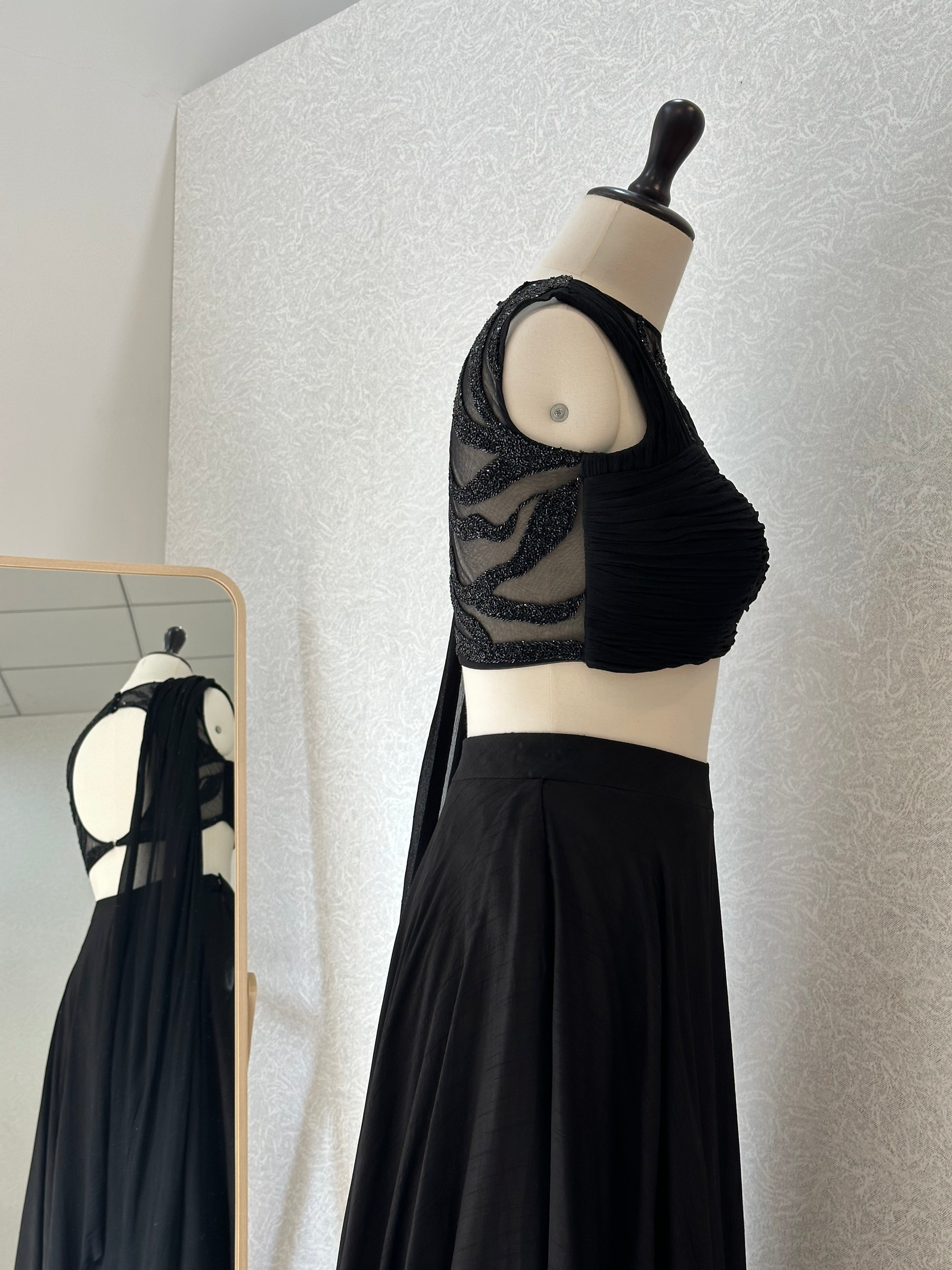 Noir Frost Drape Set